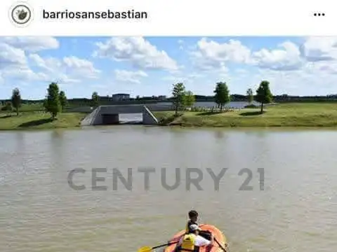 Petrochi 5300, Piso 0