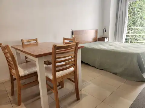 J Gutierrez 2500, Piso 4