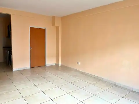 Alcaraz 4400, Piso 1