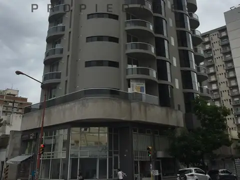 Piso de 3 dormitorios + Cochera en Alquiler - Zelarrayán 316