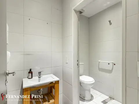 Local en Venta en Colegiales, USD 270.000