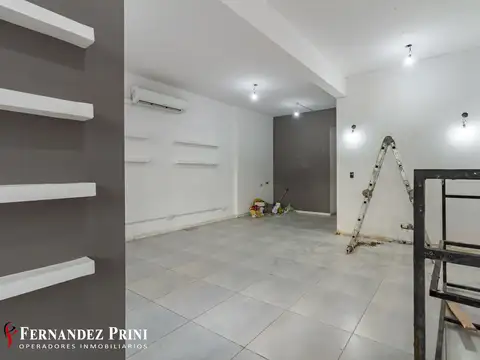 Local en Venta en Colegiales, USD 270.000