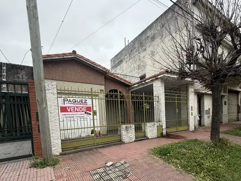 Casa en Venta en Alberdi, USD 90.000