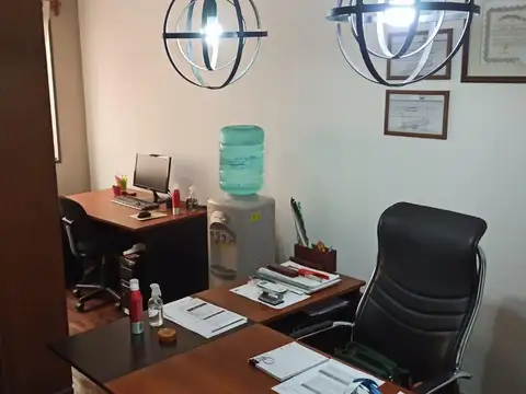 Oficina en Venta 60 años