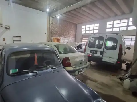 Galpon en Venta 20  mts Fondo