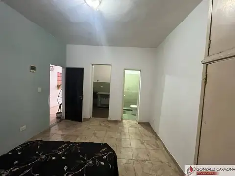 Depto Tipo Casa en Alquiler de Monoambiente