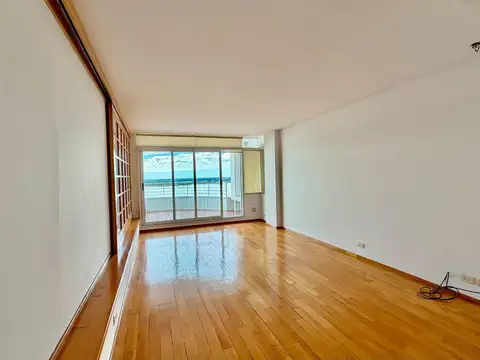 Chacabuco 1328 , Piso 15