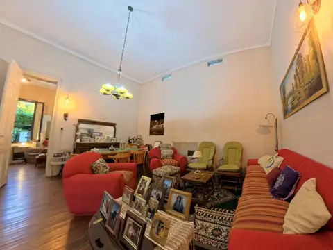 Casa antigua reciclada en General Rivas N° 120 – ¡Con historia y encanto!