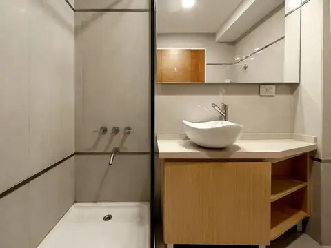 Venta Departamento 4 ambientes balcón aterrazado, cochera y parrilla.