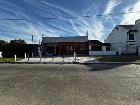 Depto Tipo Casa en Alquiler en Lomas de Zamora, $ 350.000