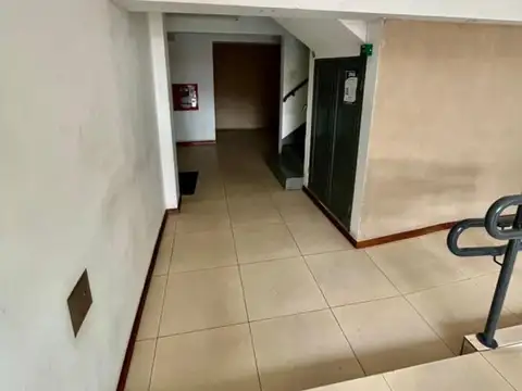 Llavallol 4400, Piso 2