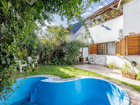 Casa Chalet  en Alquiler en Barrio Güemes, Haedo, Morón