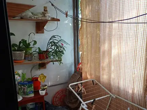 Departamento 4 ambientes con 1 baño