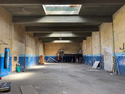 Venta Depósito de 380m2 cub en Hurlingham