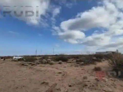 TERRENO EN VENTA 450 M2 - EN LOS GIGANTES DE VIILA EL CHOCON