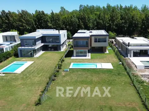 Casa en Venta de 5 dormitorios