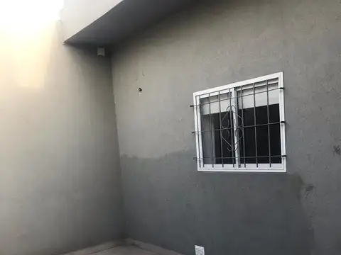 Depto Tipo Casa en Venta de 2 ambientes