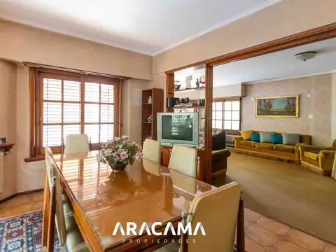 Departamento en Venta con 1 cocheras