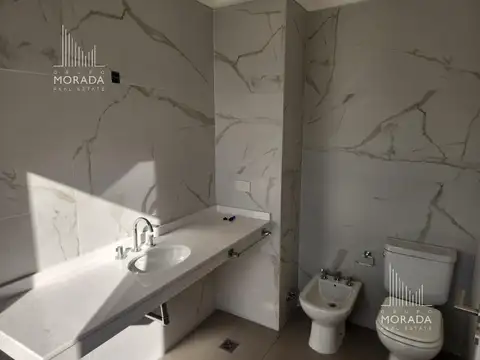 VENTA  CASA PILAR