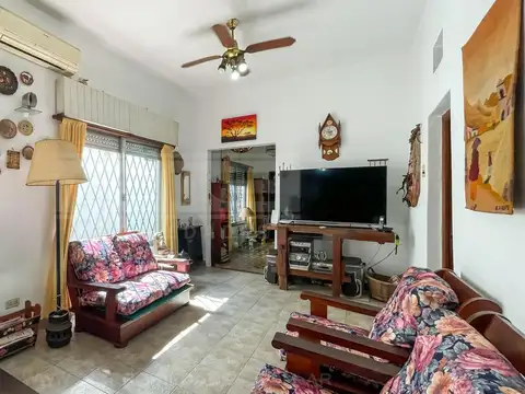 Casa en Venta en Munro, USD 280.000