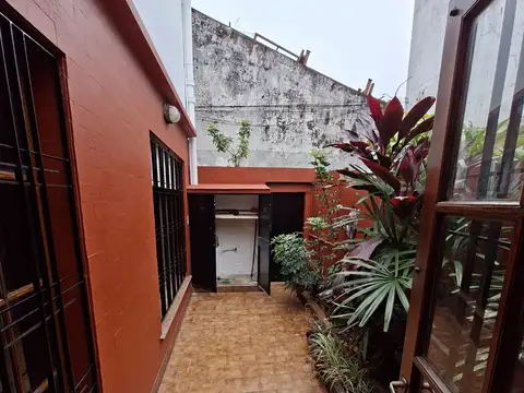 Depto Tipo Casa en Alquiler 50 años