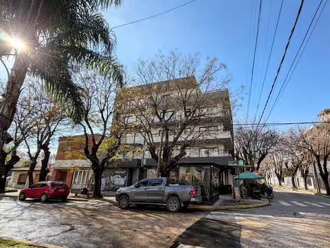 Departamento de 3 ambientes con terraza, parilla y cochera en Monte Grande APTO PROFESIONAL