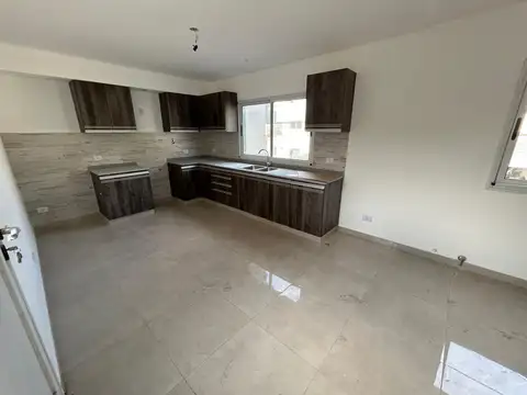 DUPLEX A ESTRENAR EN CARAPACHAY.
