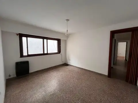 Departamento en Alquiler en Microcentro, $ 580.000