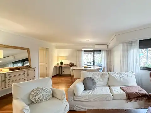 Departamento en Venta en Acassuso Vías  /  Libertador, USD 690.000