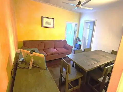 Chascomús al 4600 Departamento de 2 ambientes por escalera Parque Avellaneda