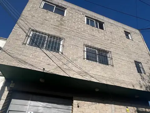 IMPORTANTE GALPON EN EXCELENTE ZONA Y ESTADO