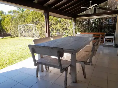 Casa en Alquiler de 4 dormitorios