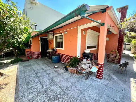 Venta casa Pando 2 o 3 dormitorios jardin y garaje