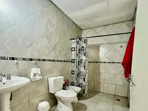 Depto Tipo Casa en Venta con 2 cocheras