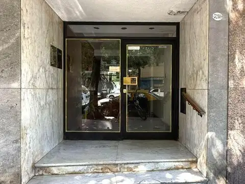 Departamento en Alquiler en  Almagro (Avenida Belgrano al 3200)