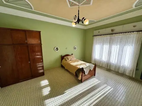 CASA - 2 AMBIENTES C/ COCHERA - SAN ANTONIO DE PADUA