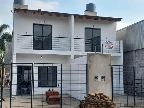 Casa en Venta con 1 cochera