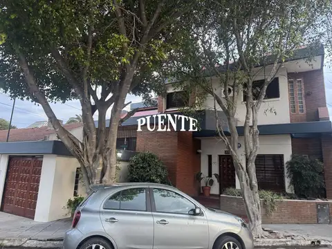 Casa en Banfield Este