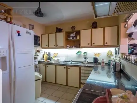 Casa 5 ambientes con 5 baños