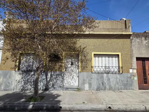 Casa en Venta en Parque Avellaneda, USD 115.000
