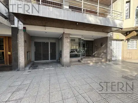 4 AMBIENTES CON COCHERA Y DEPENDENCIA EN CABALLITO