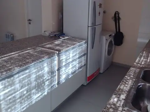 Departamento 4 ambientes con 2 baños