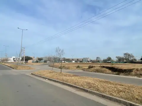 Venta Lote Valle Cercano Los Juegos 250 m2