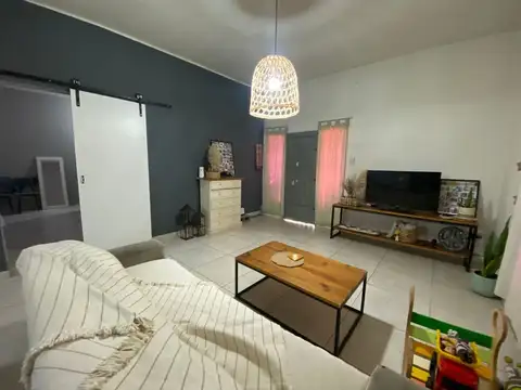 Depto Tipo Casa en Venta en Berazategui, USD 75.000