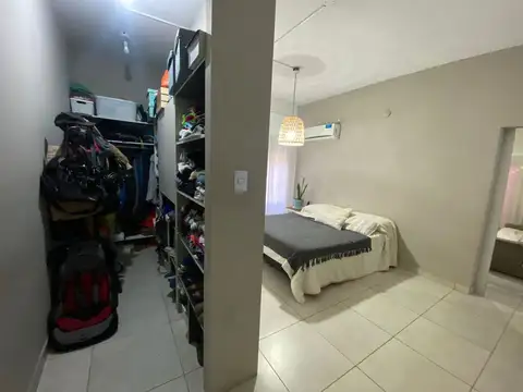 VENTA PH 4 AMBIENTES EN BERAZATEGUI CON PATIO