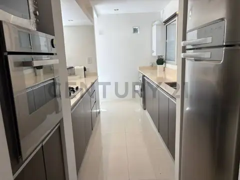 CASA EN ALQUILER EN GONNET EN BARRIO CERRADO