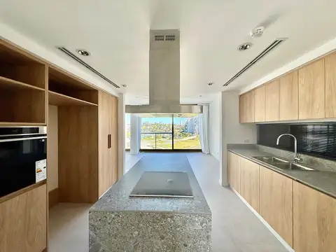 Departamento en Alquiler con 2 cocheras