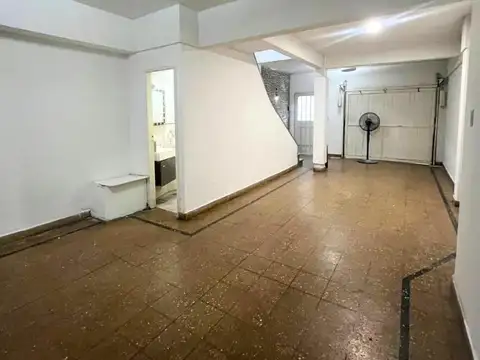 Depto Tipo Casa 5 ambientes con 2 baños