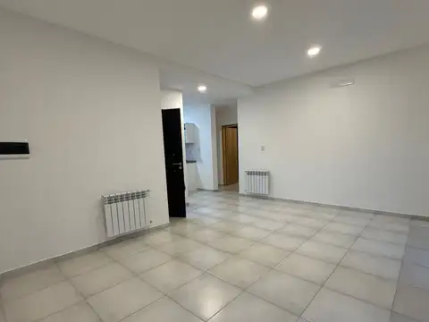 Casa en Alquiler con 1 cochera