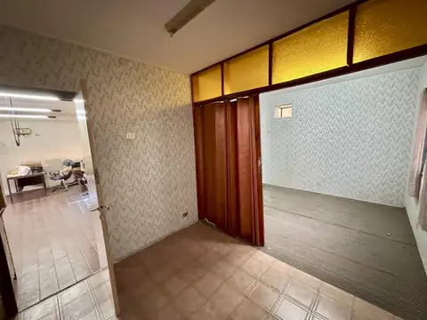 Galpon en Venta 56  mts Fondo